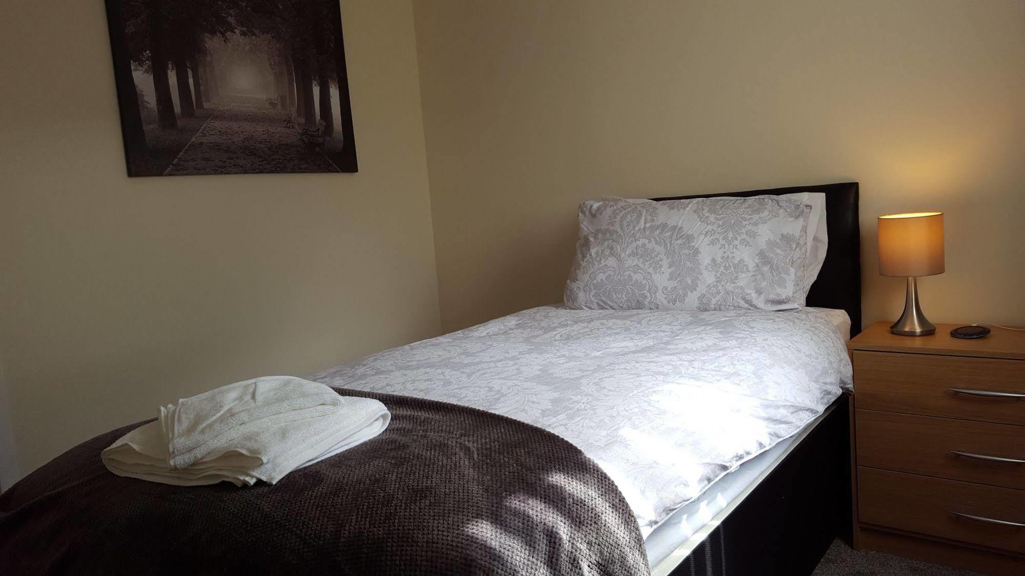 Workforce Property Kirk of Shotts Bagian luar foto